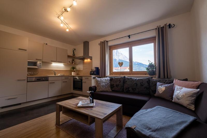 Apart Leitner Apartment แลร์มอส ภายนอก รูปภาพ